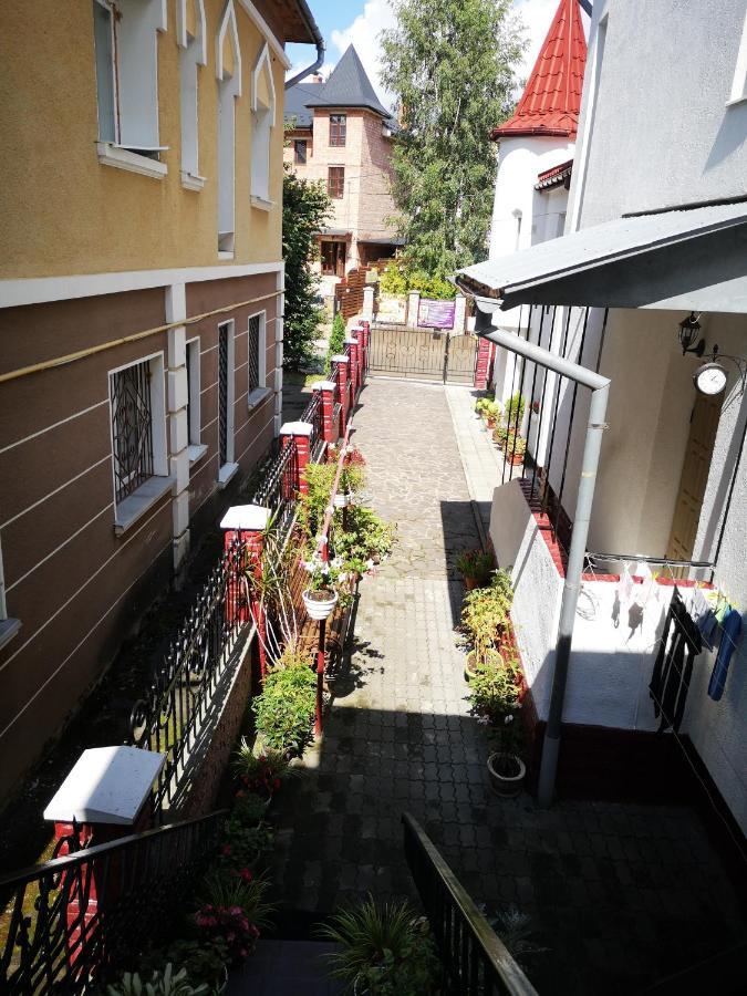 Sadyba Anzhelika Truskawiec Zewnętrze zdjęcie